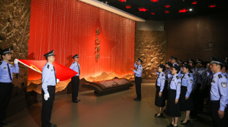 追寻足迹强信仰 警徽闪耀续荣光 “两区一县”法院司法警察大队赴江西省博物馆开展  迎“七一”主题活动